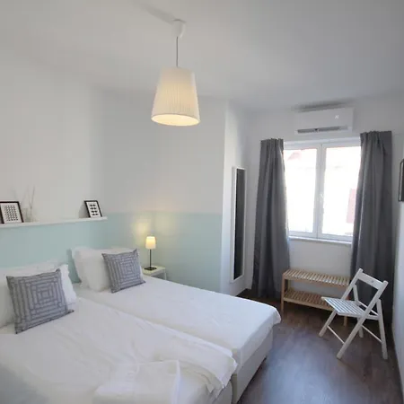 Domus 74 By Amcf Apartment